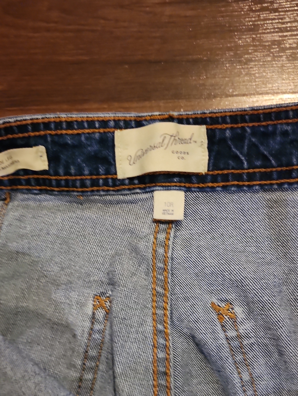 Universal Thread Wide Leg Jeans in Dark Blue Denim - Picture 2 of 3